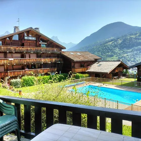 Meuble Avec Vue Sur Les Montagnes Et Piscine L'ete Lägenhet *